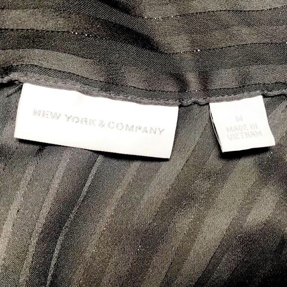 New York & Company High Neck Blouse Gun Metal Romantic Goth Glamcore Top Sz M - Picture 3 of 8